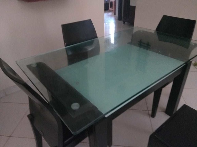 4 seater dining table with glass top Bangalore - Buy Sell Used Products