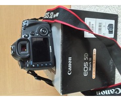 Canon EOS 5D Mark III + 24 - 105 mm Lens - Image 2/3