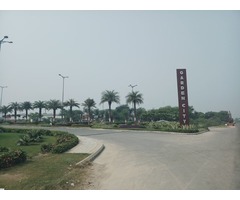 Plots available for sale in DLF Garden City - 3
