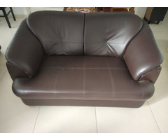 Premium Plymouth Sofa in brown leatherette - 1 yr old - 3+2 formation - Image 2/2