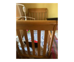 Baby cot wooden US manufactured - Image 2/2