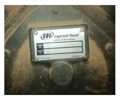Ingersoll Rand Air Receiver and Vacuum Compressor - Image 5/5