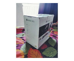 Microsoft Xbox 360 with free games in a 64 GB Sandisk pen drive - Image 4/4
