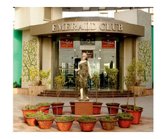 Book Your Apartment 9266850850 in Supertech Emerald Court Noida - Image 2/3