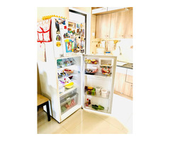 Double door LG fridge (in extremely good condition ) - Image 3/8