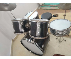 5 piece drum set with Throne - Image 4/10