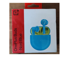 Oneplus Buds (almost new) -Nord Blue clour - Image 1/2