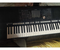 Yamaha PSR S950 Keyboard - 1