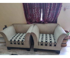Comfortable 5 seater sofa set with cushions in good condition. - Image 4/4