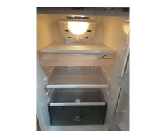 Samsung 400L frost free refrigerator with Vguard stabilizer - Image 7/9