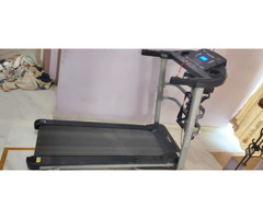 Treadmill for SALE - Image 3/4
