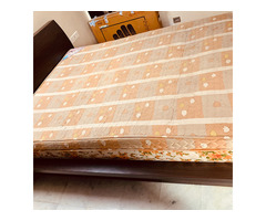 Century mattress 78”X 60” X 4” in excellent condition for sale - Image 2/2