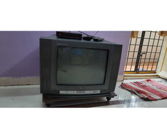 LG TV 22 inch one with booster in very good condition. - Image 1/6