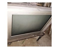 3 TVs - Image 2/4