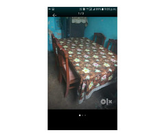 Dinning table - Image 2/3