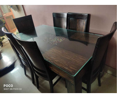 Elegant & Vintage, Solid Wood 6 Seater Dining Table with Chairs - Image 3/5