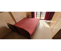 King sized solid wooden bed - Image 6/9