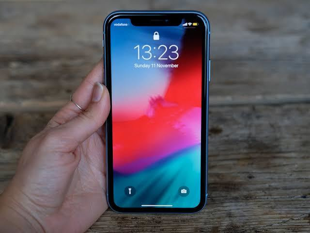 iPhone XR (Black, 128GB) Kolkata