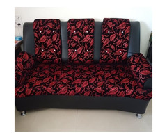 Red and black leather walvet sofa 5 seater - Image 2/2
