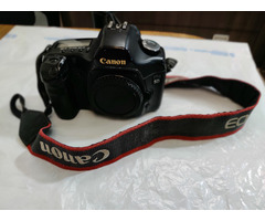 Canon cameras with lenses, flash, memory cards and batteries for sale - Image 1/9