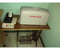 New Singer Soverign sewing machine manual unused - Image 1/4