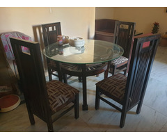 Sofa + Centre Table and Dining set - Image 4/4