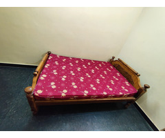 Double bed with Nilkamal Mattress - Image 3/6