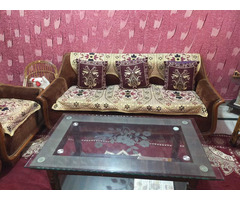 5 seater sofa with centre table - Image 2/4