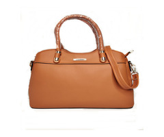 Beautiful and stylish handbags gives elegant touch and feel. - Image 2/10