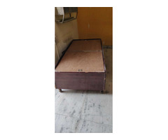 Single bed/diwan(with mattress) available for sale - Image 1/4