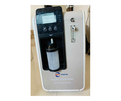 Oxygen concentrator - Image 1/4