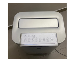Zensational Air Purifier with Humidifier top model for sale in perfect condition - Image 5/5