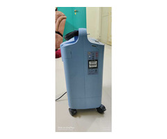 Selling 6 months old "Philips Oxygen Concentrator Respironics Ever-flow" - Image 2/4