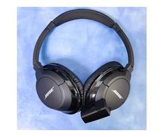 Bose SoundLink Around-Ear Bluetooth Headphones. - Image 1/7