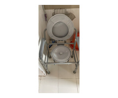 Commode Chair for elderly or disabled - Image 5/10