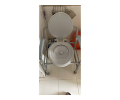 Commode Chair for elderly or disabled - Image 6/10