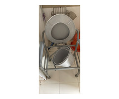 Commode Chair for elderly or disabled - Image 9/10