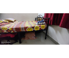 Good condition bed for sale. mattress free - Image 4/5