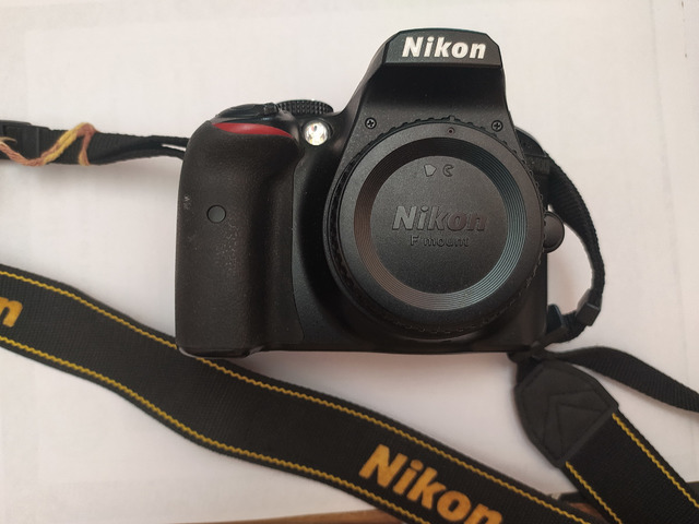 Nikon D3400 - 1/6