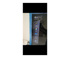 Samsung smart tv 40 for sale with speaker system and wall mount - Image 2/3