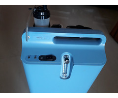 Philips EverFlo Oxygen Concentrator - Image 3/3