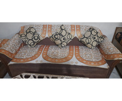 5 seater sofa set with centre table - Image 3/3