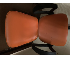 Revolving chair - Image 3/3