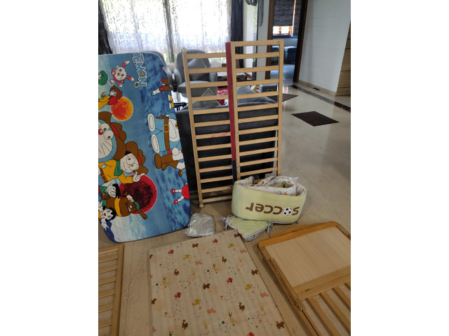Branded Kids Cot/Bed with Matress - 1/7