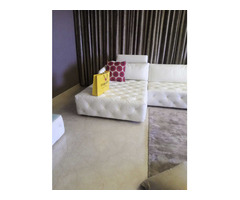 White leather sofa - Image 1/7