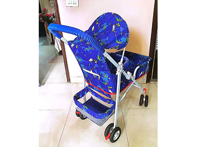 Pram for baby , Heavy Duty, 3 month old - 6/9