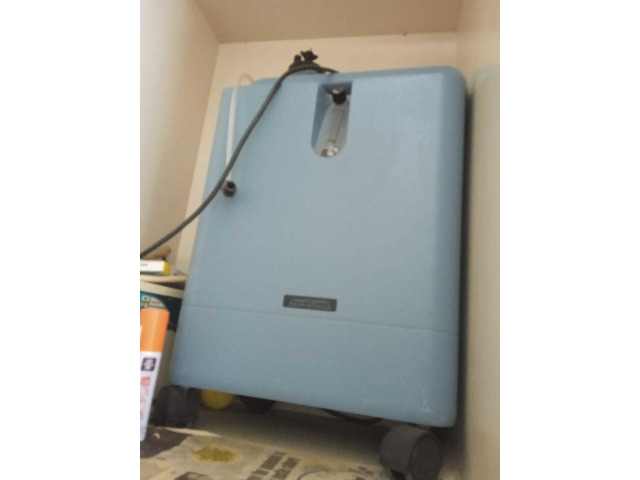 Oxygen concentrator - 2/5