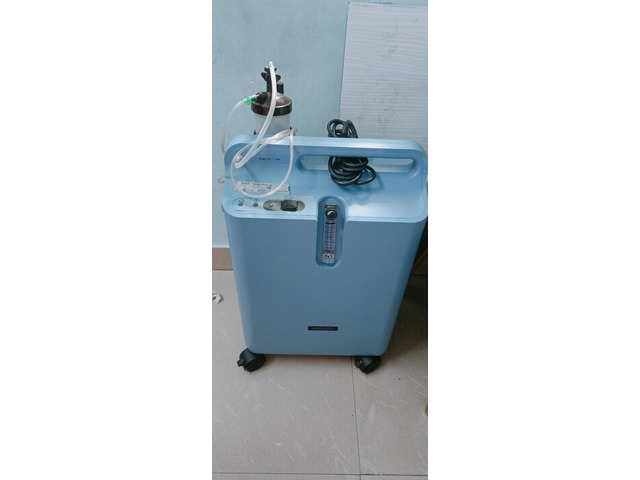 Philips Oxygen concentrator - 1/2