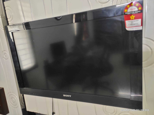 Sony LCD TV for sale - 1/2