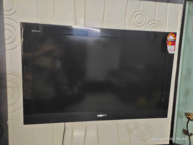 Sony LCD TV for sale - 2/2
